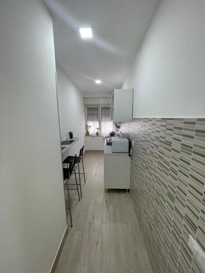 New Era Rooms Неаполь Экстерьер фото